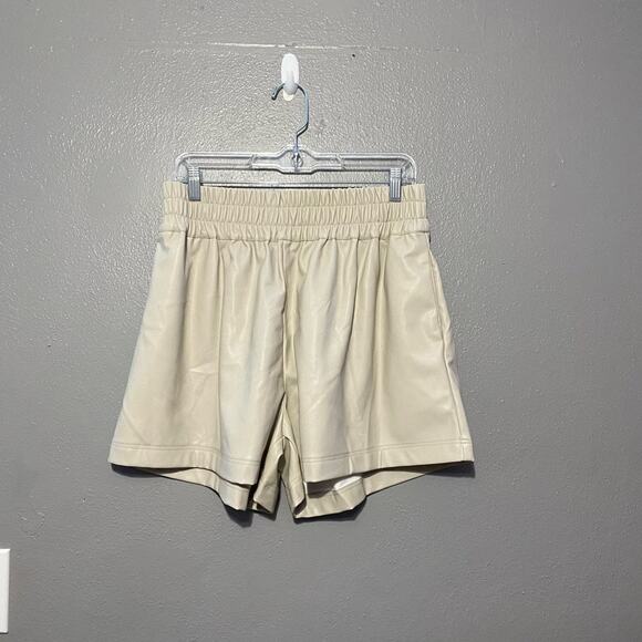 Generation Love Pebble Beige Amy Pull-on Shorts Vegan Leather Size L - Picture 1 of 7